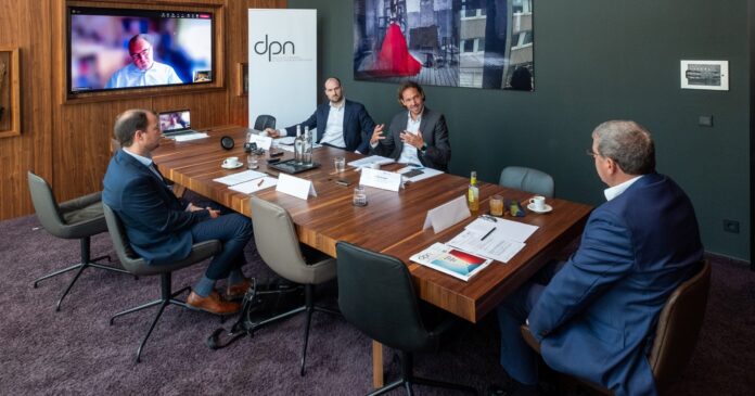 Patrick Daum, Stefan Schuckmann (remote), Andreas Brohlburg, Philipp Brugger, Michael Lennert (v. l. n. r.)