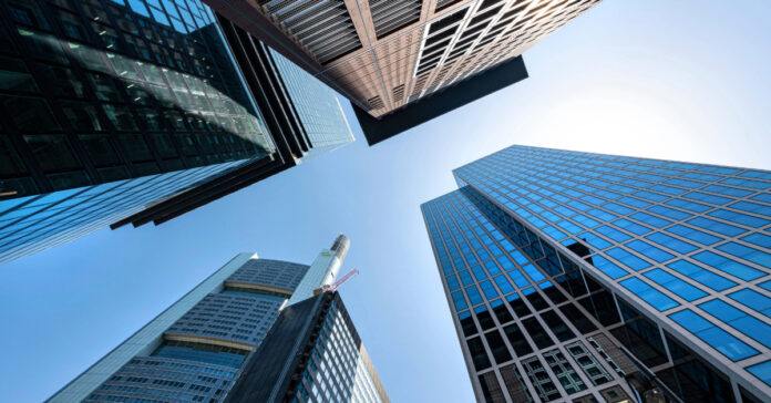 Private-Equity-Fonds müssen sich durch hohe Fremdkapitalkosten neu ausrichten. Foto: AdobeStock_Sergio Delle Vedove